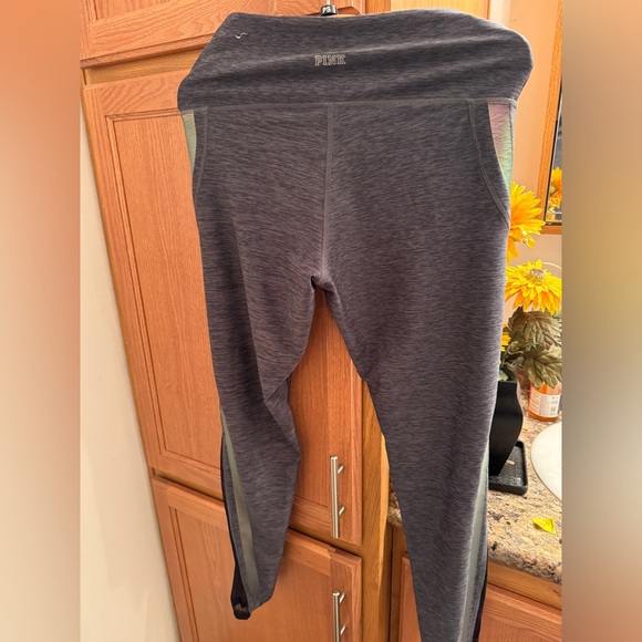 PINK Victorias Secret Ultimate size medium - Picture 3 of 4